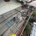 大阪府大阪市にて波板屋根修理 施工前